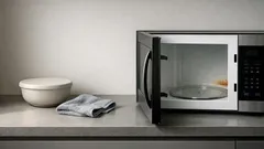 Why is the paint inside my microwave peeling? Causes, safety tips, and easy fixes
